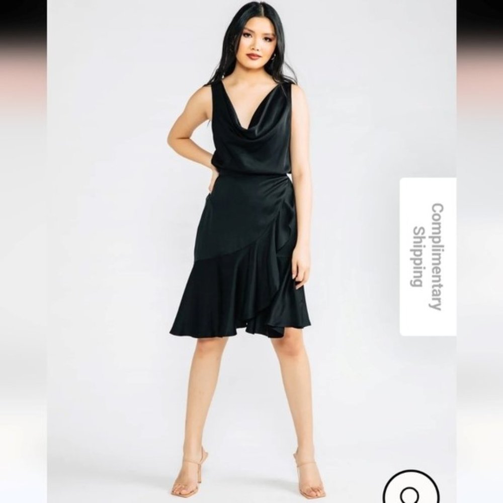 💥🆕💥CHOLE KRISTYN Black Satin Traci Skirt Size Small NWT $298